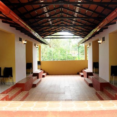 La Flora Prakruth Resort Coorg Madikeri Exterior photo